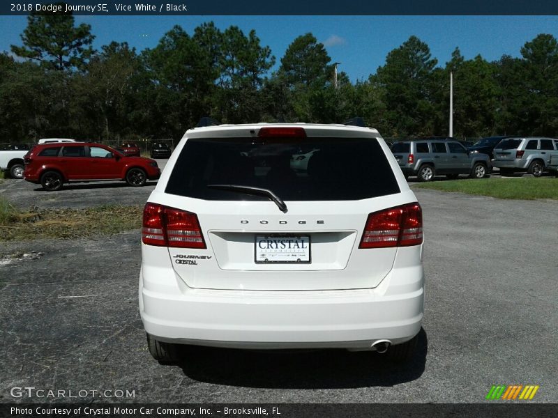 Vice White / Black 2018 Dodge Journey SE