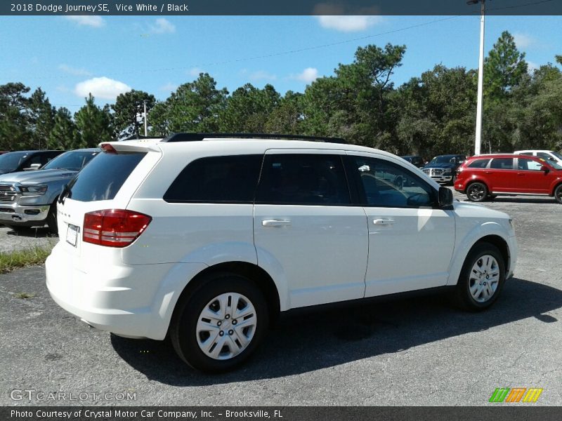 Vice White / Black 2018 Dodge Journey SE