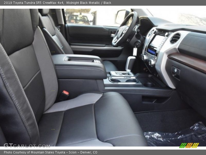 Midnight Black Metallic / Black 2019 Toyota Tundra SR5 CrewMax 4x4