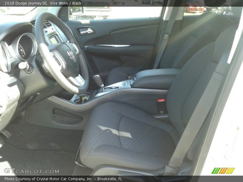 Vice White / Black 2018 Dodge Journey SE