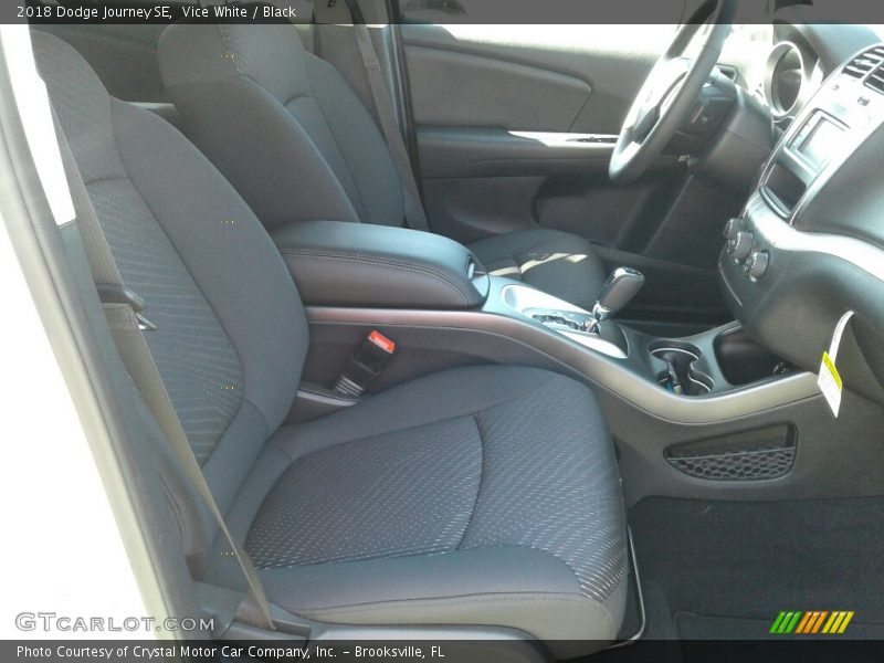 Vice White / Black 2018 Dodge Journey SE