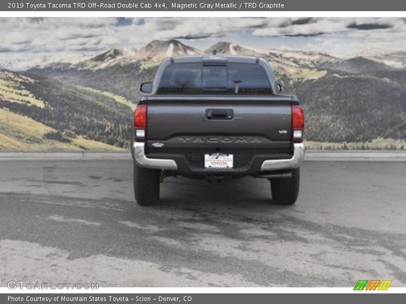 Magnetic Gray Metallic / TRD Graphite 2019 Toyota Tacoma TRD Off-Road Double Cab 4x4