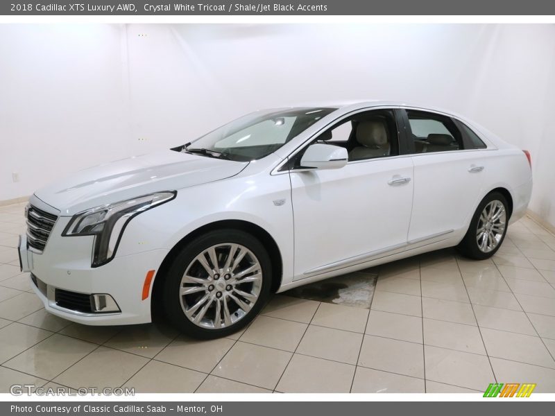 Crystal White Tricoat / Shale/Jet Black Accents 2018 Cadillac XTS Luxury AWD
