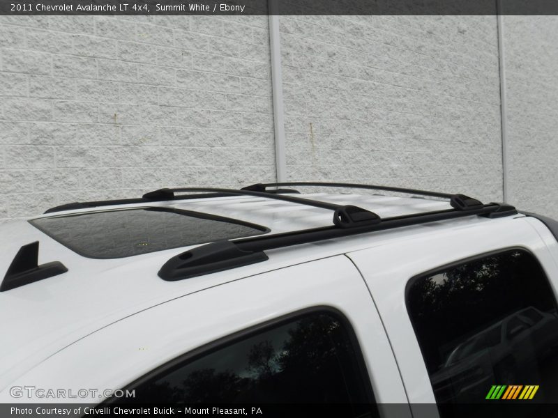 Summit White / Ebony 2011 Chevrolet Avalanche LT 4x4