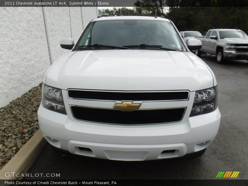 Summit White / Ebony 2011 Chevrolet Avalanche LT 4x4