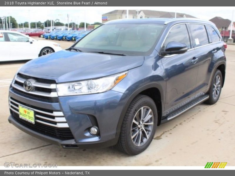 Shoreline Blue Pearl / Almond 2018 Toyota Highlander XLE