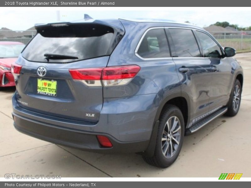 Shoreline Blue Pearl / Almond 2018 Toyota Highlander XLE