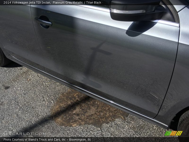 Platinum Gray Metallic / Titan Black 2014 Volkswagen Jetta TDI Sedan