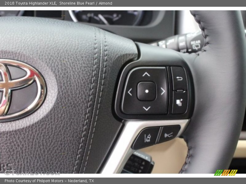 Shoreline Blue Pearl / Almond 2018 Toyota Highlander XLE