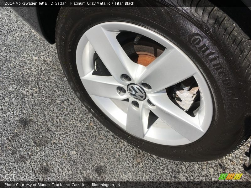 Platinum Gray Metallic / Titan Black 2014 Volkswagen Jetta TDI Sedan