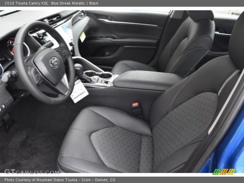 Blue Streak Metallic / Black 2019 Toyota Camry XSE