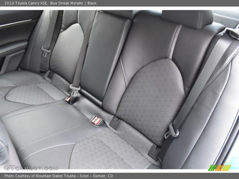 Blue Streak Metallic / Black 2019 Toyota Camry XSE