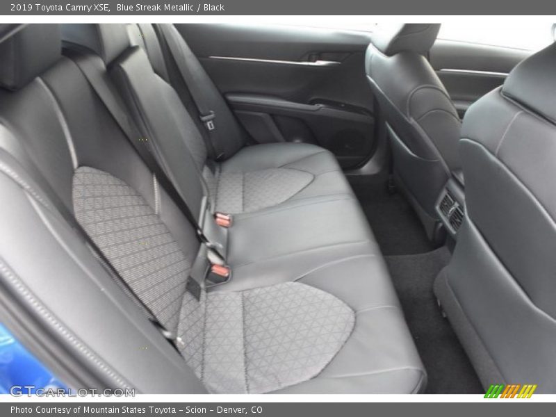 Blue Streak Metallic / Black 2019 Toyota Camry XSE