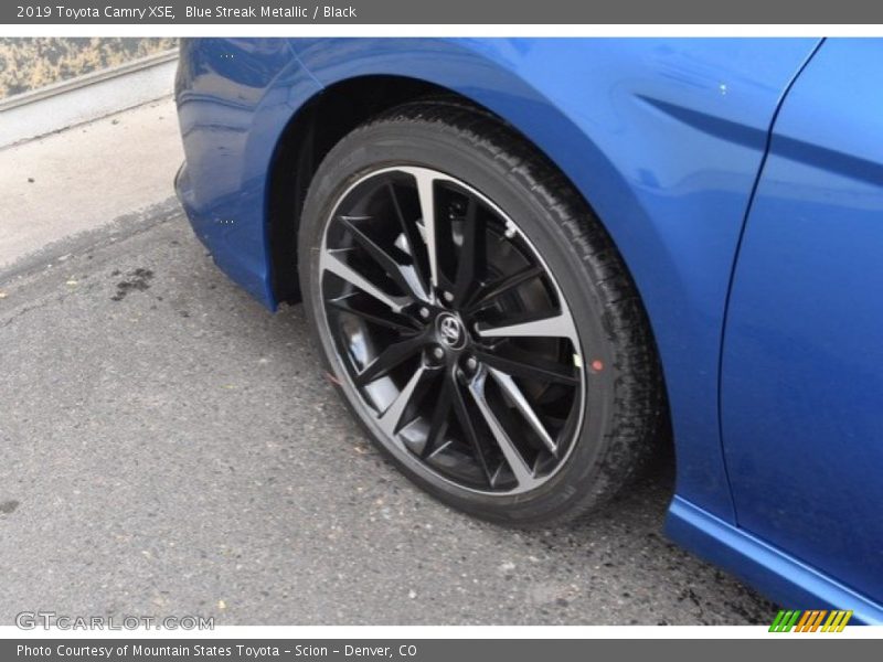 Blue Streak Metallic / Black 2019 Toyota Camry XSE