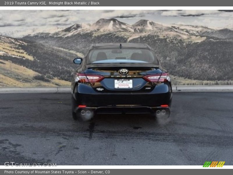 Midnight Black Metallic / Black 2019 Toyota Camry XSE