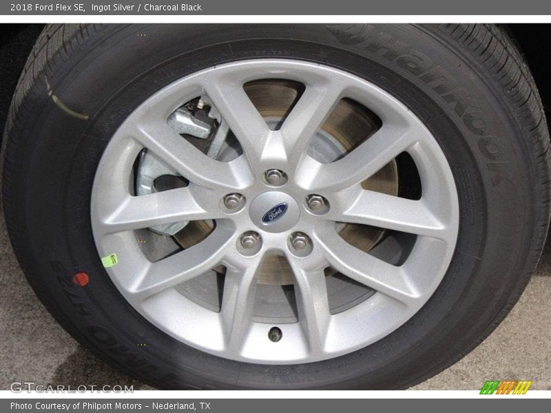 Ingot Silver / Charcoal Black 2018 Ford Flex SE