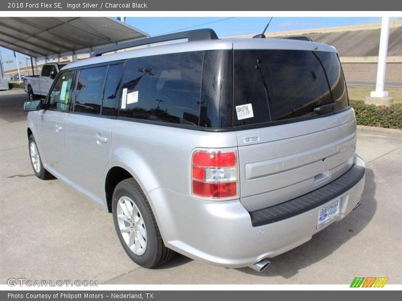 Ingot Silver / Charcoal Black 2018 Ford Flex SE
