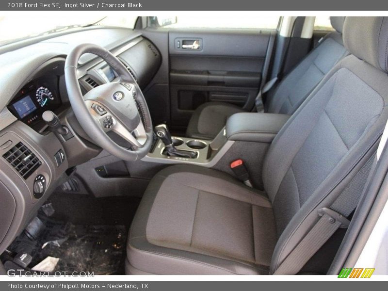 Ingot Silver / Charcoal Black 2018 Ford Flex SE