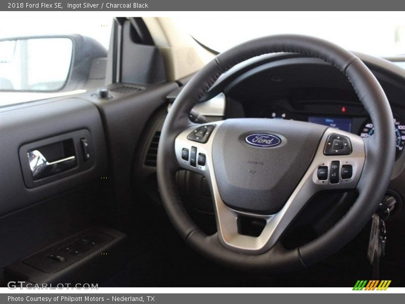 Ingot Silver / Charcoal Black 2018 Ford Flex SE