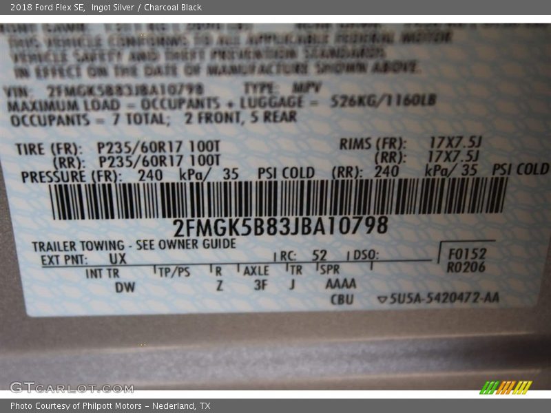 Ingot Silver / Charcoal Black 2018 Ford Flex SE