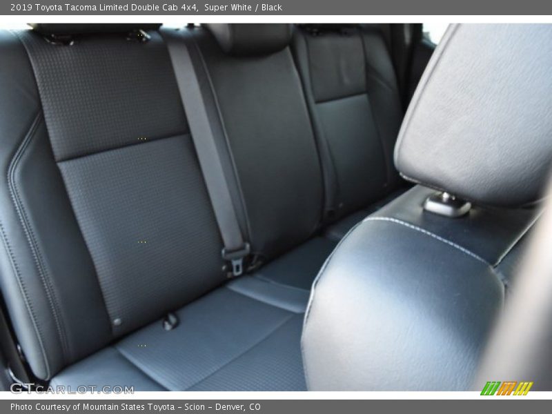 Super White / Black 2019 Toyota Tacoma Limited Double Cab 4x4