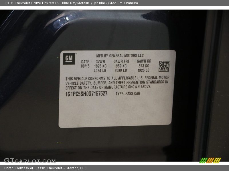 Blue Ray Metallic / Jet Black/Medium Titanium 2016 Chevrolet Cruze Limited LS