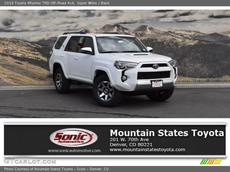 Super White / Black 2019 Toyota 4Runner TRD Off-Road 4x4