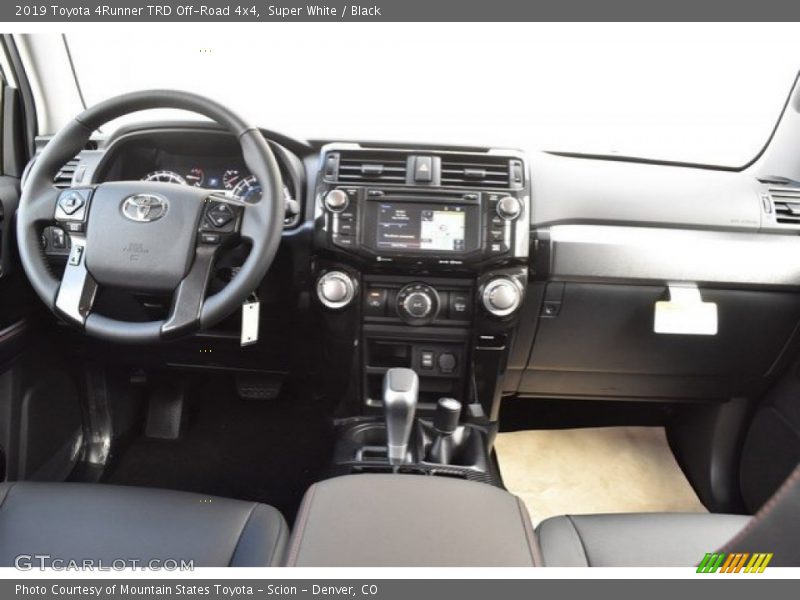 Super White / Black 2019 Toyota 4Runner TRD Off-Road 4x4