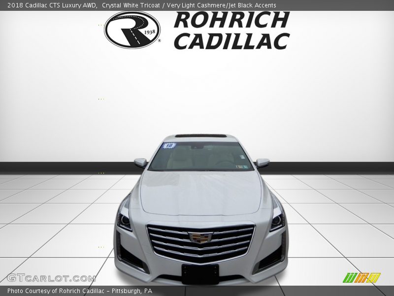 Crystal White Tricoat / Very Light Cashmere/Jet Black Accents 2018 Cadillac CTS Luxury AWD