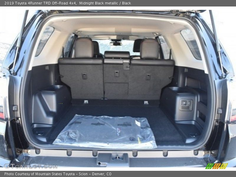  2019 4Runner TRD Off-Road 4x4 Trunk