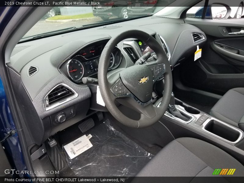 Pacific Blue Metallic / Black 2019 Chevrolet Cruze LT