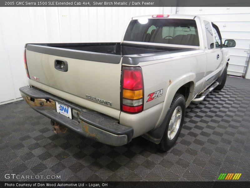 Silver Birch Metallic / Dark Pewter 2005 GMC Sierra 1500 SLE Extended Cab 4x4