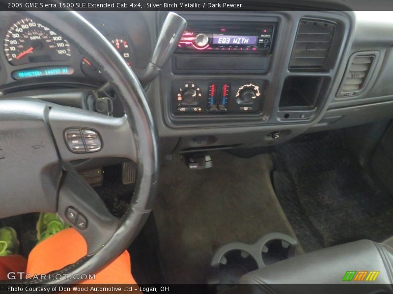 Silver Birch Metallic / Dark Pewter 2005 GMC Sierra 1500 SLE Extended Cab 4x4