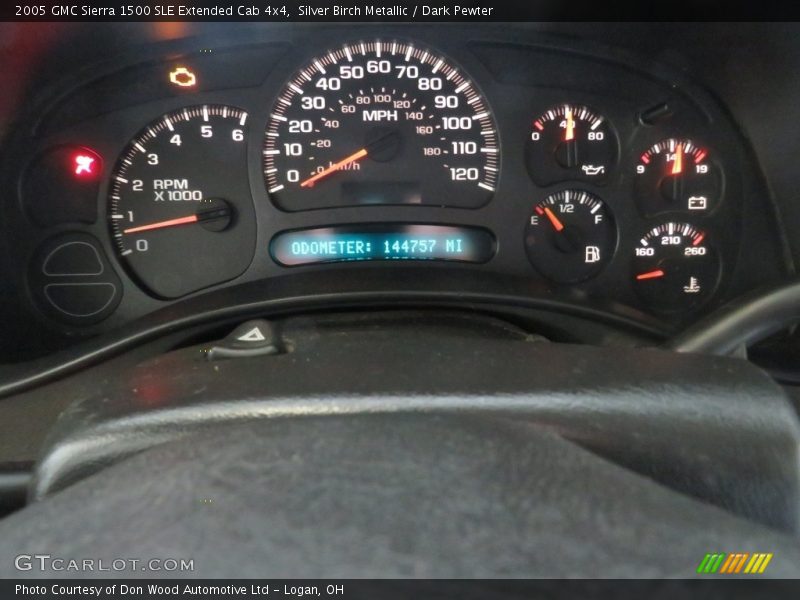 Silver Birch Metallic / Dark Pewter 2005 GMC Sierra 1500 SLE Extended Cab 4x4
