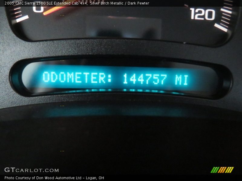 Silver Birch Metallic / Dark Pewter 2005 GMC Sierra 1500 SLE Extended Cab 4x4