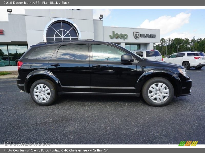 Pitch Black / Black 2018 Dodge Journey SE