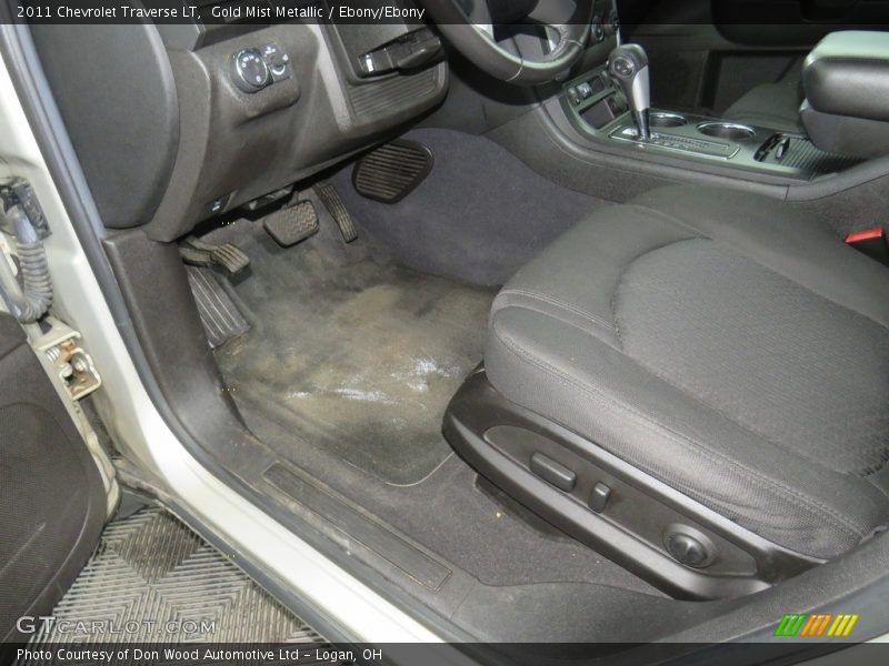 Gold Mist Metallic / Ebony/Ebony 2011 Chevrolet Traverse LT