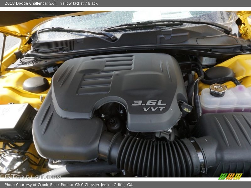 Yellow Jacket / Black 2018 Dodge Challenger SXT