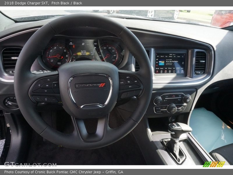 Pitch Black / Black 2018 Dodge Charger SXT