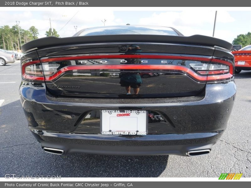 Pitch Black / Black 2018 Dodge Charger SXT