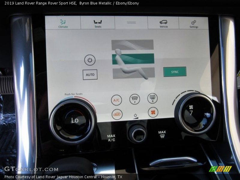 Controls of 2019 Range Rover Sport HSE
