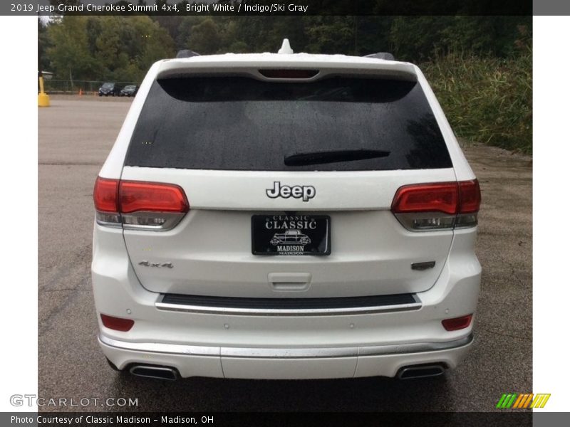 Bright White / Indigo/Ski Gray 2019 Jeep Grand Cherokee Summit 4x4