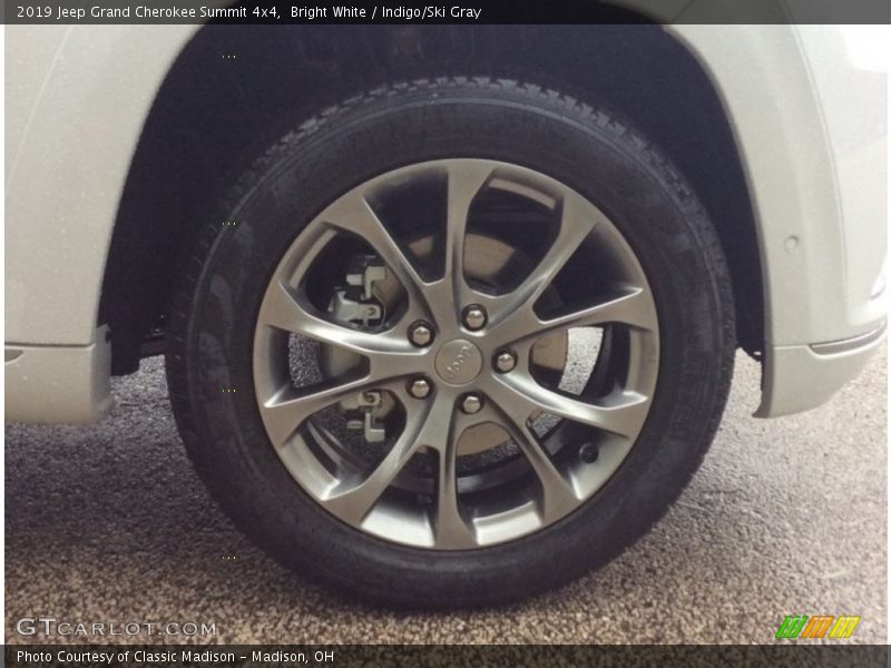 Bright White / Indigo/Ski Gray 2019 Jeep Grand Cherokee Summit 4x4