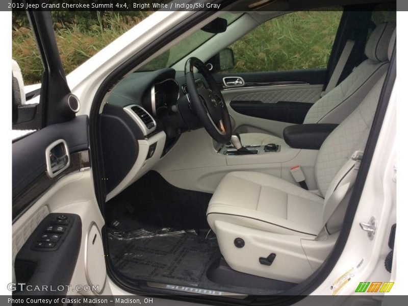 Bright White / Indigo/Ski Gray 2019 Jeep Grand Cherokee Summit 4x4