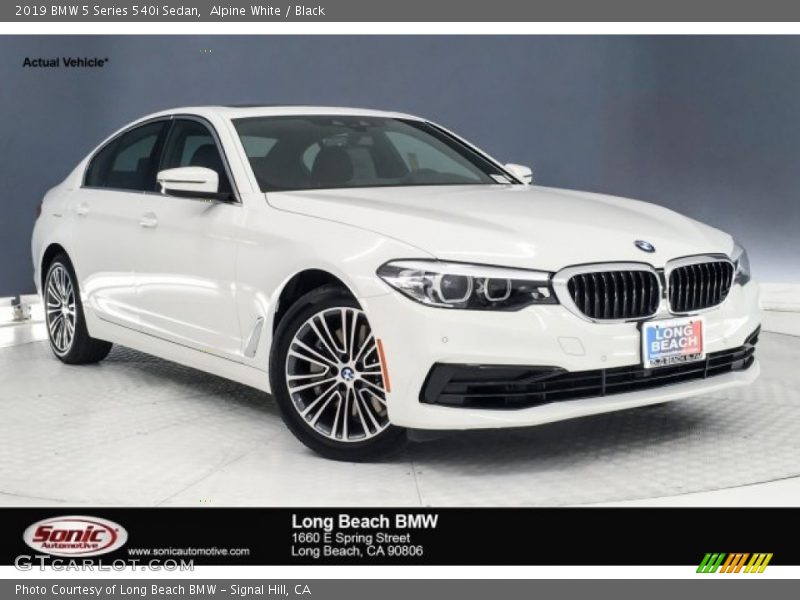 Alpine White / Black 2019 BMW 5 Series 540i Sedan