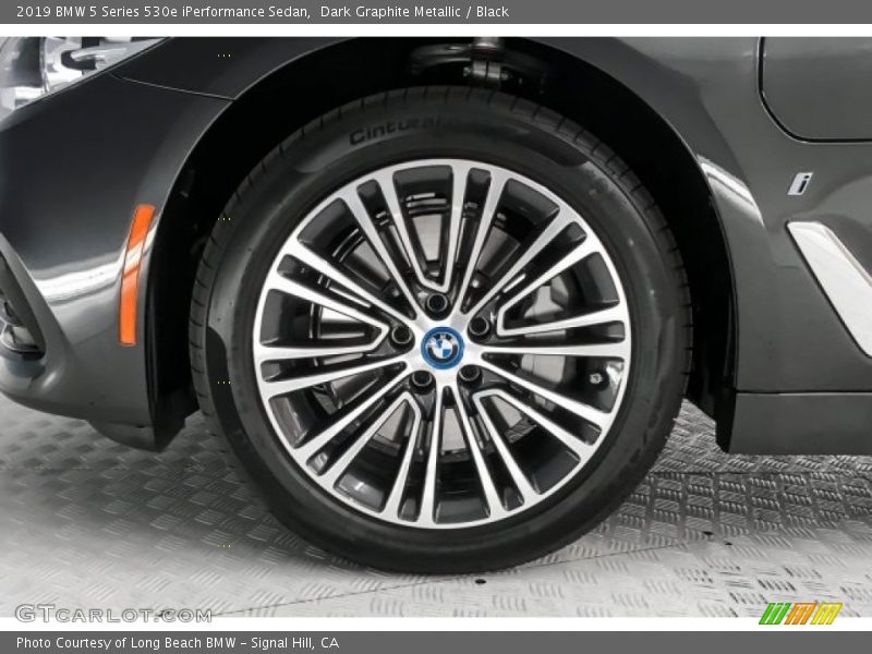 Dark Graphite Metallic / Black 2019 BMW 5 Series 530e iPerformance Sedan