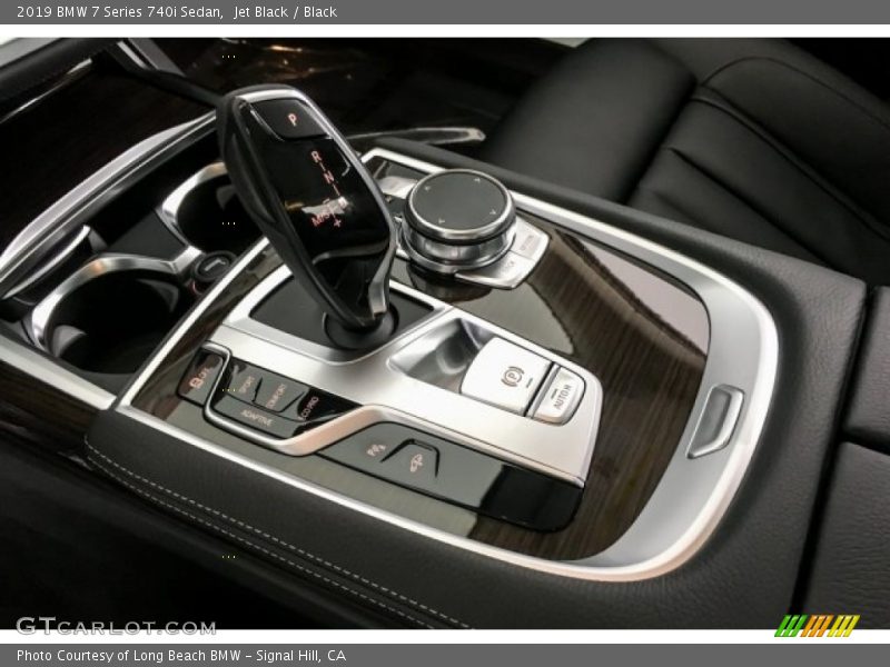  2019 7 Series 740i Sedan 8 Speed Automatic Shifter