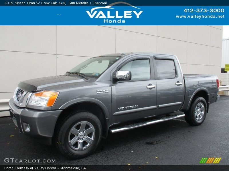 Gun Metallic / Charcoal 2015 Nissan Titan SV Crew Cab 4x4