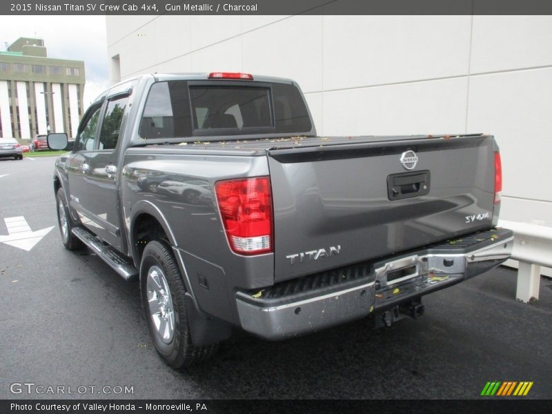 Gun Metallic / Charcoal 2015 Nissan Titan SV Crew Cab 4x4