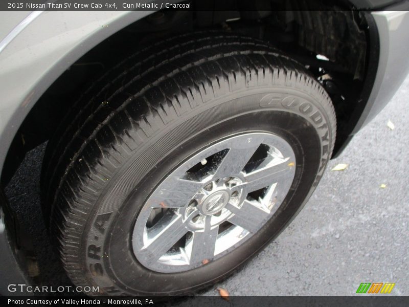 Gun Metallic / Charcoal 2015 Nissan Titan SV Crew Cab 4x4